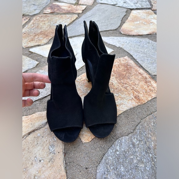 Michael Kors Black high heels. Size 9 1/2. - Picture 1 of 5